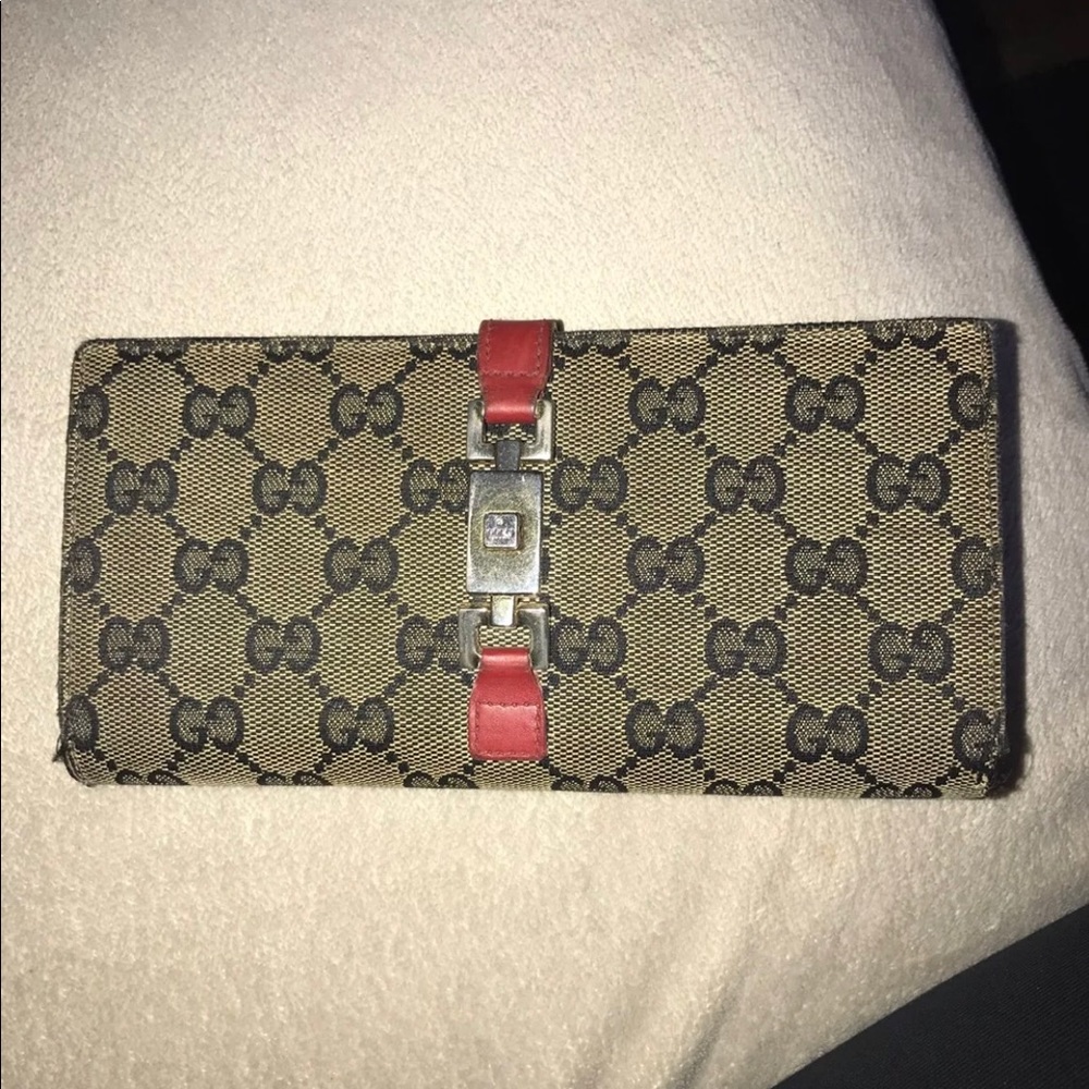 Gucci continetal wallet